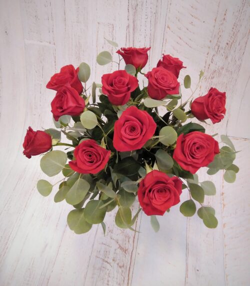 Ramo 12 rosas rojas_flores lantana